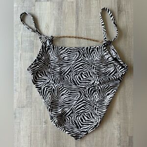 JUST POLLY Zebra Print Black & White Chain Handkerchief Halter Top Size M
